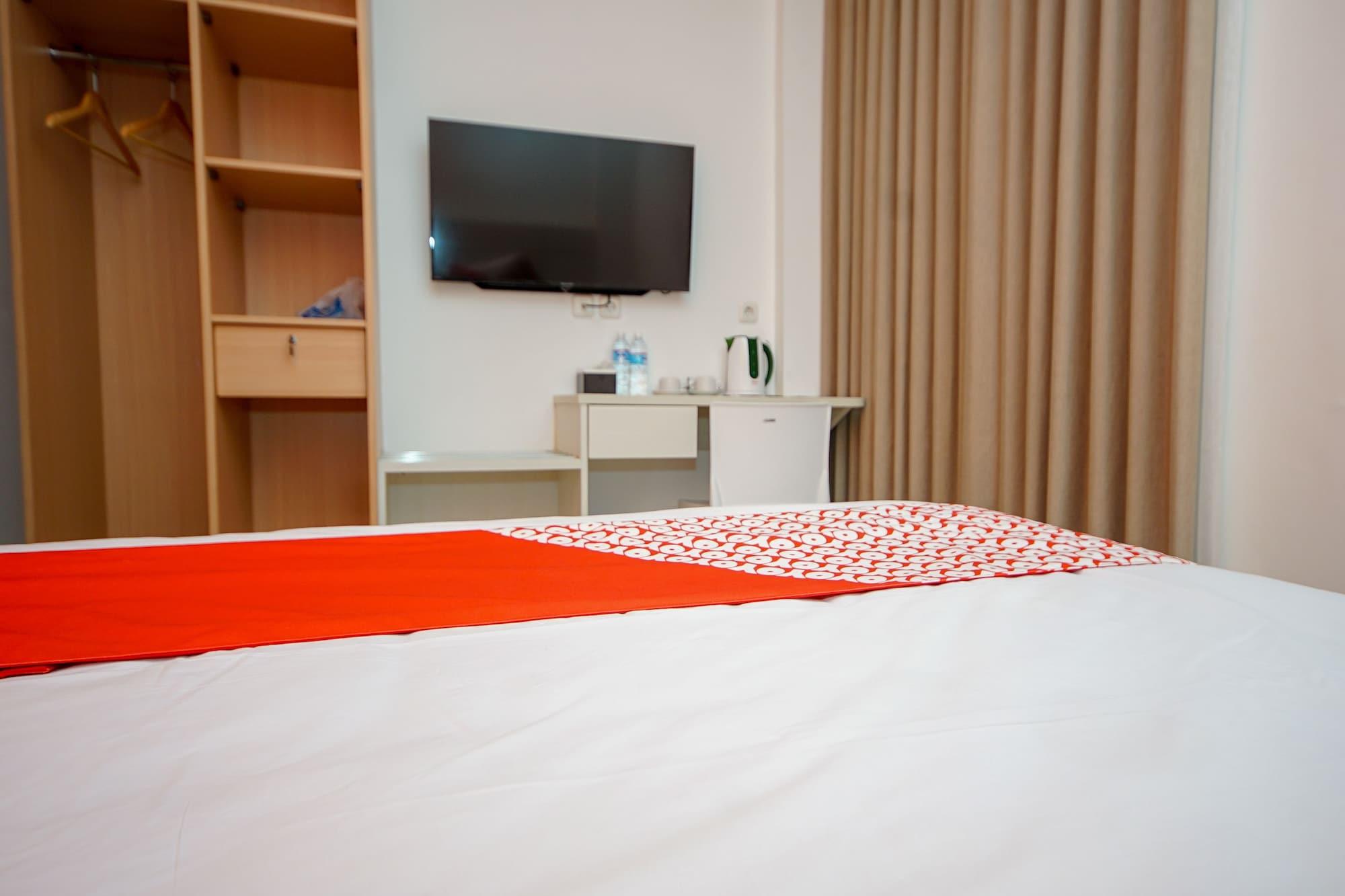 Oyo 344 Kr Hotel Palembang Eksteriør bilde