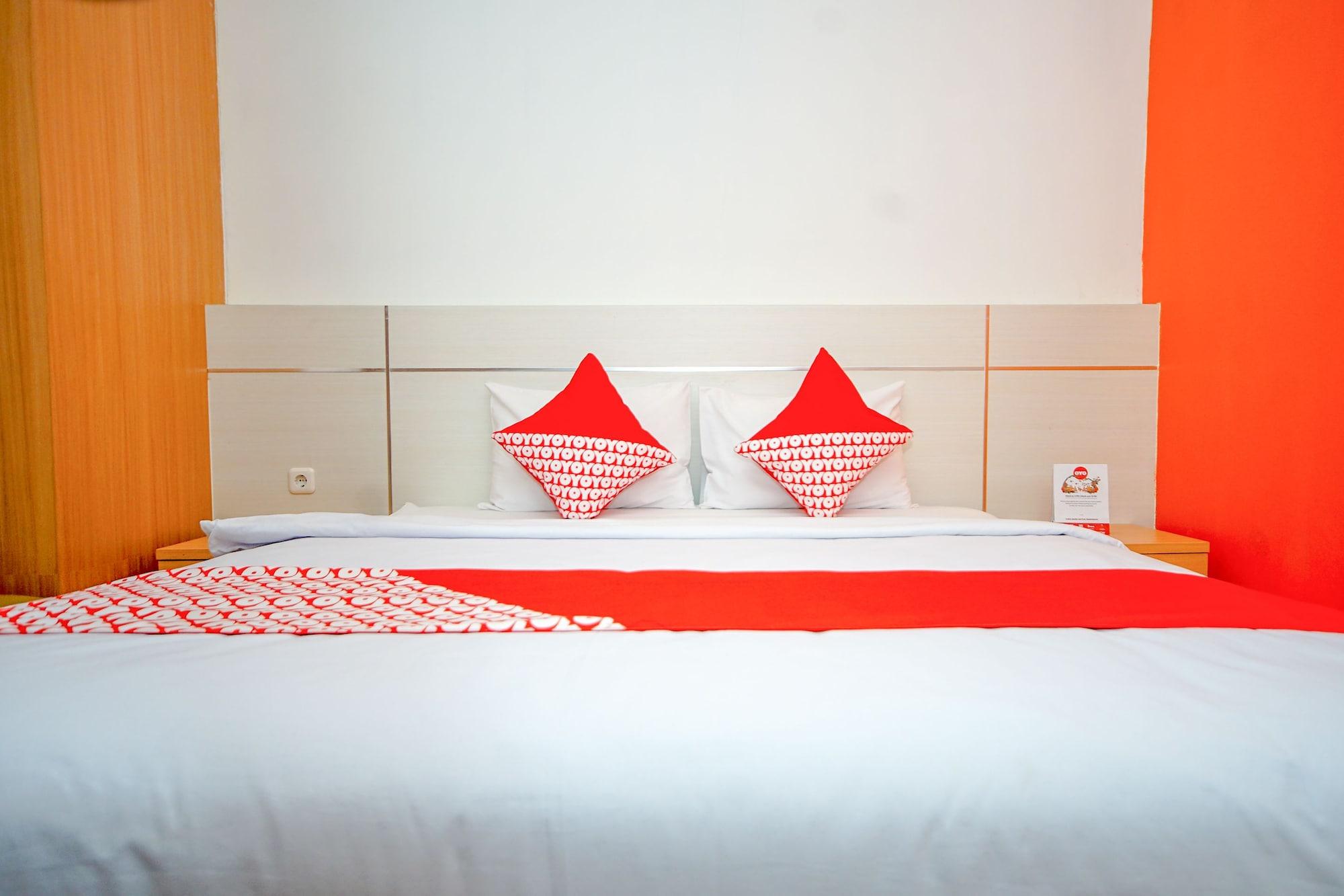 Oyo 344 Kr Hotel Palembang Eksteriør bilde