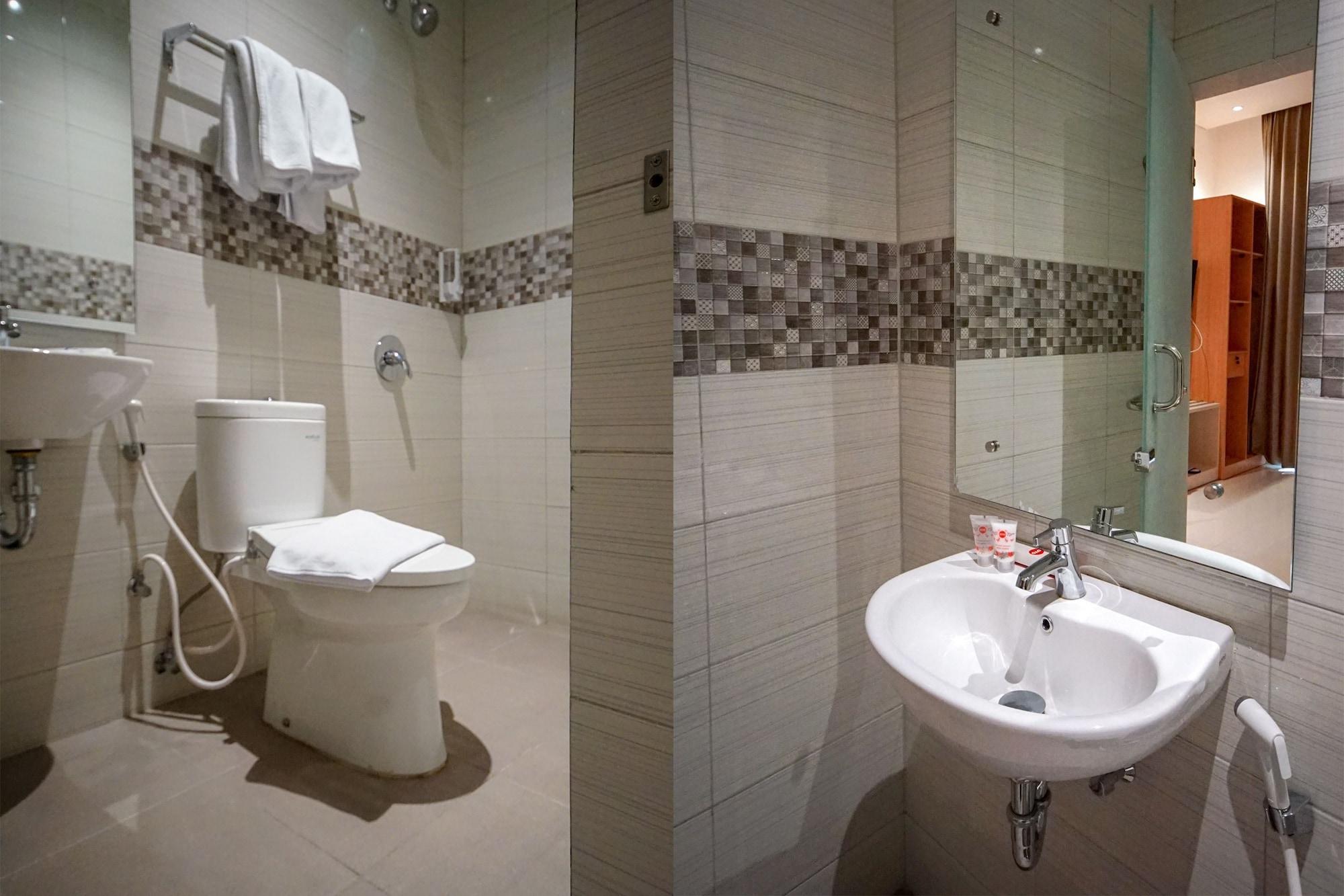 Oyo 344 Kr Hotel Palembang Eksteriør bilde
