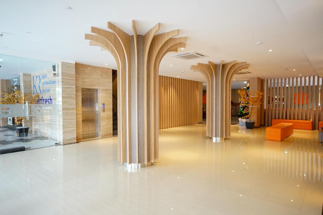 Oyo 344 Kr Hotel Palembang Eksteriør bilde
